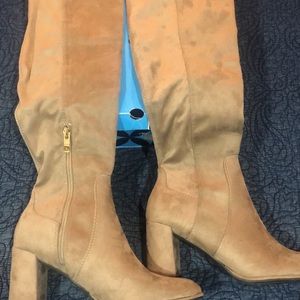💥NWT Liz Claiborne over the knee boot💥